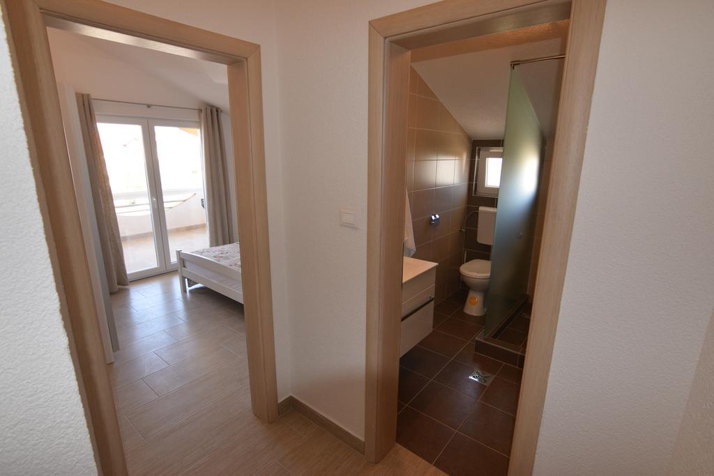 Apartments Batarilo ビオグラード・ナ・モル エクステリア 写真