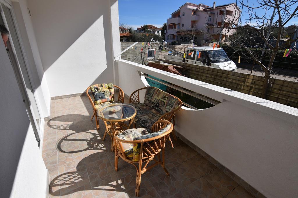 Apartments Batarilo ビオグラード・ナ・モル エクステリア 写真