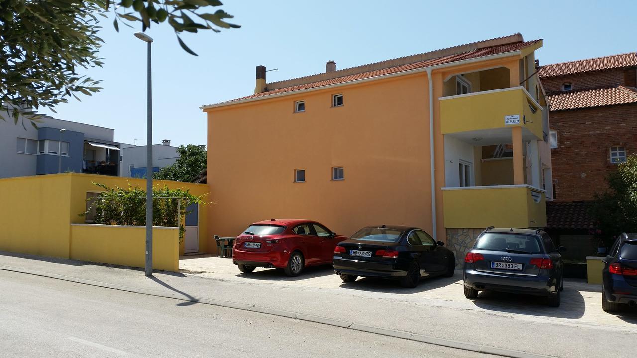 Apartments Batarilo ビオグラード・ナ・モル エクステリア 写真